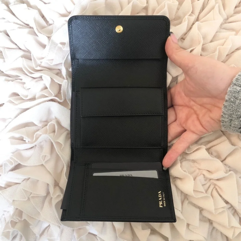 Prada Black Wallet - Picture 6 of 11